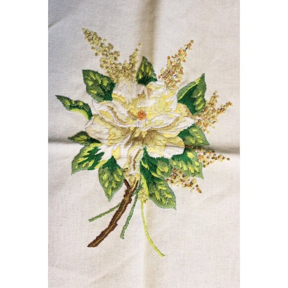 3 Pc Bucilla Magnolia's Pair Embroidery Flower Spring Linen Unfinished Fabric - Picture 3 of 16